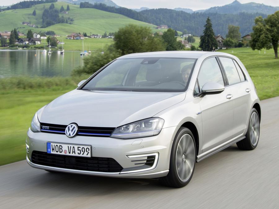  Volkswagen Golf GTE 5-Door 2014 года  (фото 24 из 45)